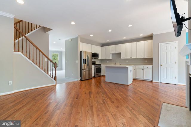 20804 MIRANDA FALLS SQ, Sterling, VA 20165