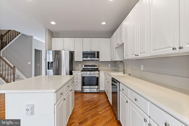 20804 MIRANDA FALLS SQ, Sterling, VA 20165