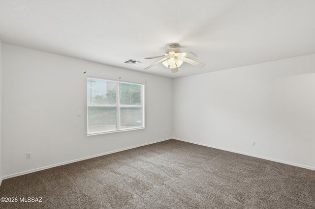8123 S Sunny Horizon Place, Tucson, AZ 85747