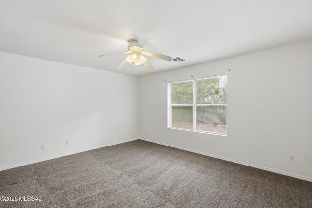 8123 S Sunny Horizon Place, Tucson, AZ 85747