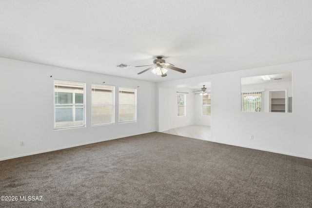 8123 S Sunny Horizon Place, Tucson, AZ 85747