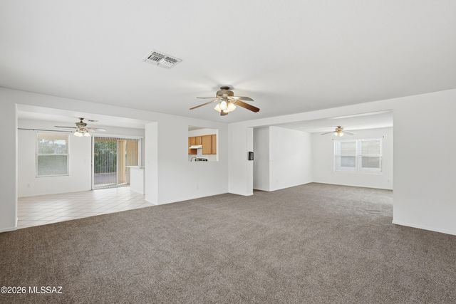 8123 S Sunny Horizon Place, Tucson, AZ 85747