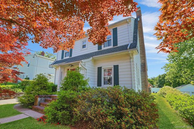 16 Sherwood Avenue, Ossining, NY 10562