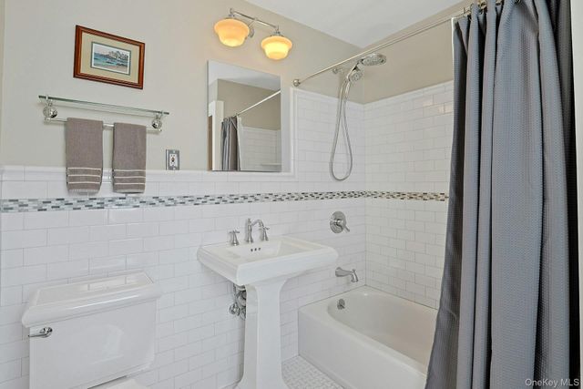16 Sherwood Avenue, Ossining, NY 10562