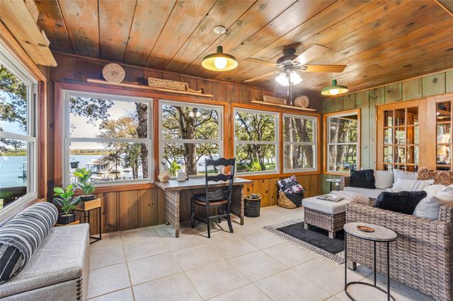 916 Kimbrough Road, Azle, TX 76020