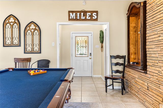 916 Kimbrough Road, Azle, TX 76020