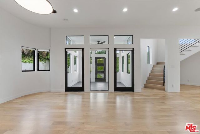 3490 ST SUSAN Place, Los Angeles, CA 90066