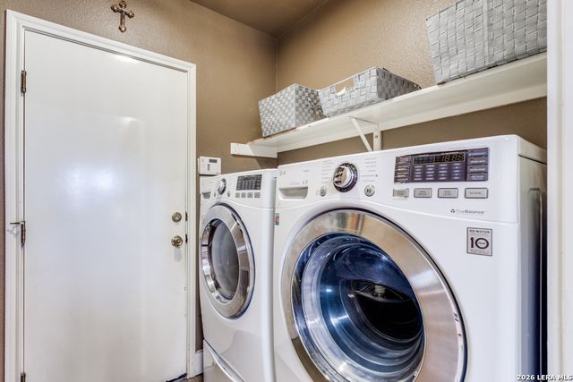 19102 E Birdsong, San Antonio, TX 78258