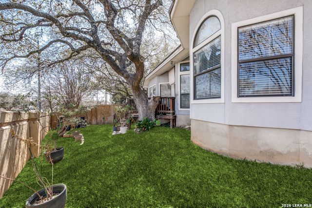 19102 E Birdsong, San Antonio, TX 78258