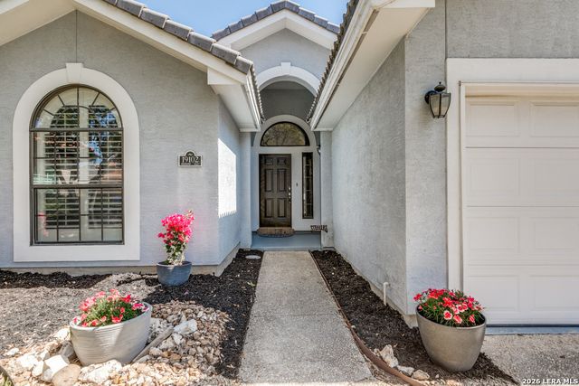 19102 E Birdsong, San Antonio, TX 78258