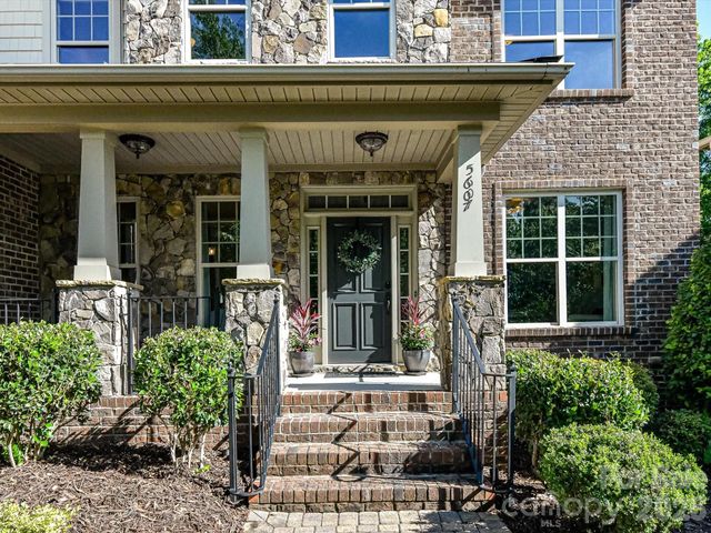 5607 Open Book Lane, Charlotte, NC 28270
