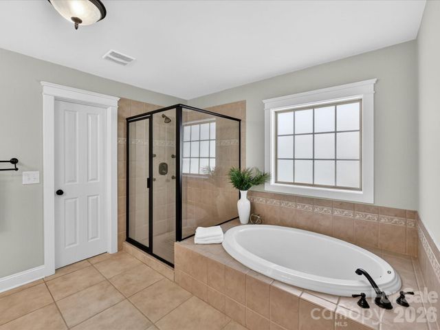 5607 Open Book Lane, Charlotte, NC 28270