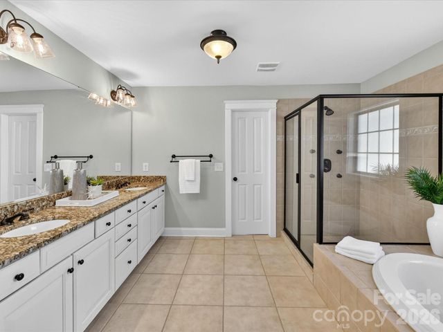5607 Open Book Lane, Charlotte, NC 28270