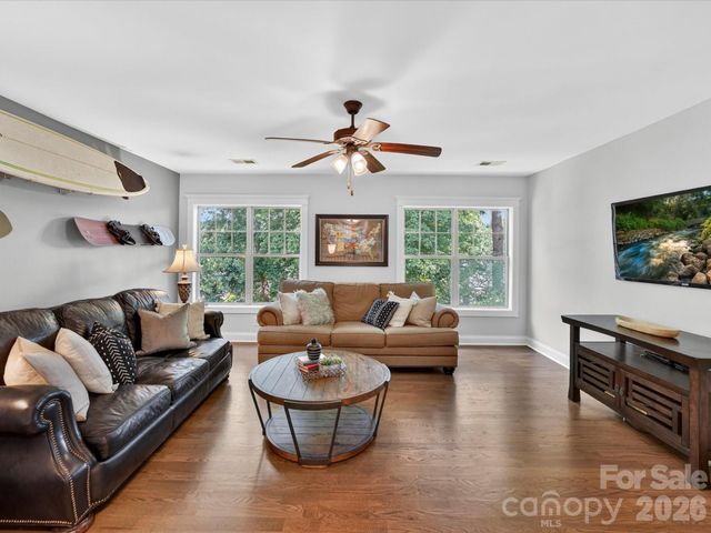 5607 Open Book Lane, Charlotte, NC 28270
