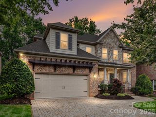 5607 Open Book Lane, Charlotte, NC 28270