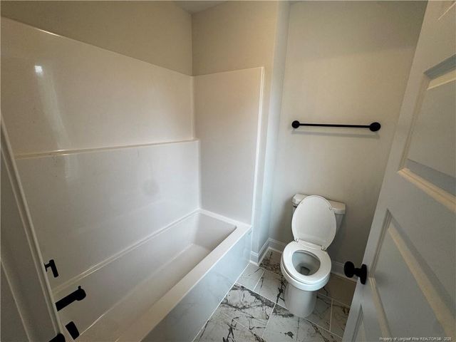 7194 Manassas Street, Fayetteville, NC 28304