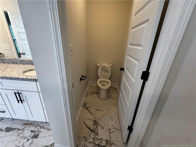 7194 Manassas Street, Fayetteville, NC 28304