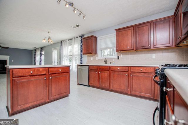 728 Sycamore Drive, Villa Rica, GA 30180