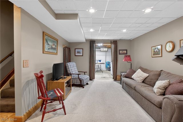 8038 Norriton Circle NW, North Canton, OH 44720