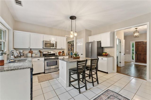 2904 Masonwood NW Drive, Kennesaw, GA 30152