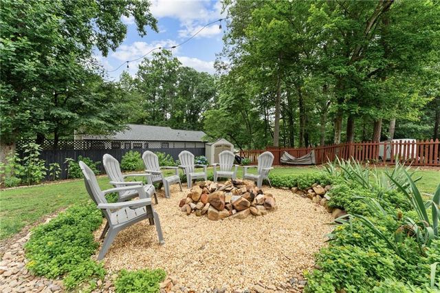 2904 Masonwood NW Drive, Kennesaw, GA 30152
