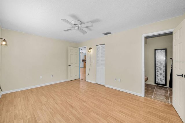 105 PETERSON LANE, Palm Harbor, FL 34683