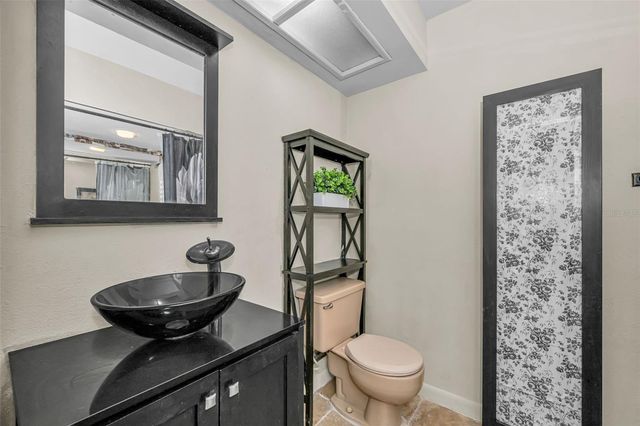 105 PETERSON LANE, Palm Harbor, FL 34683