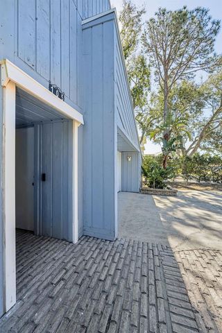 105 PETERSON LANE, Palm Harbor, FL 34683