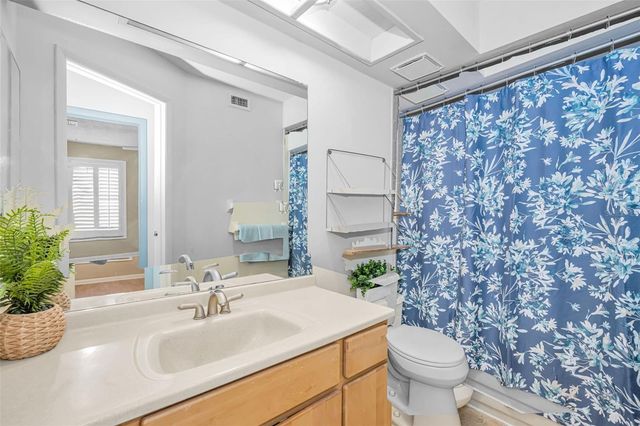 105 PETERSON LANE, Palm Harbor, FL 34683