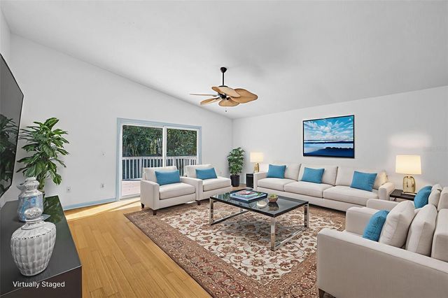 105 PETERSON LANE, Palm Harbor, FL 34683