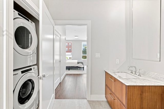99 Sumner St 210, Boston, MA 02128