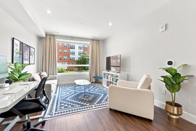 99 Sumner St 210, Boston, MA 02128