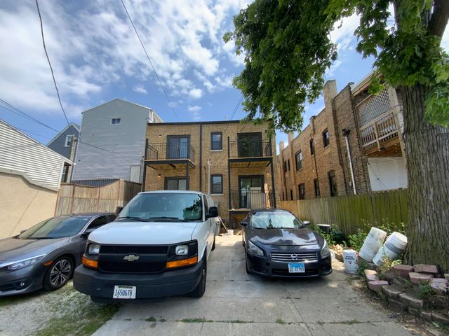 3014 N California Avenue 1RW, Chicago, IL 60618