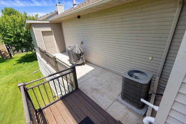 15870 Fenway Avenue N, Hugo, MN 55038