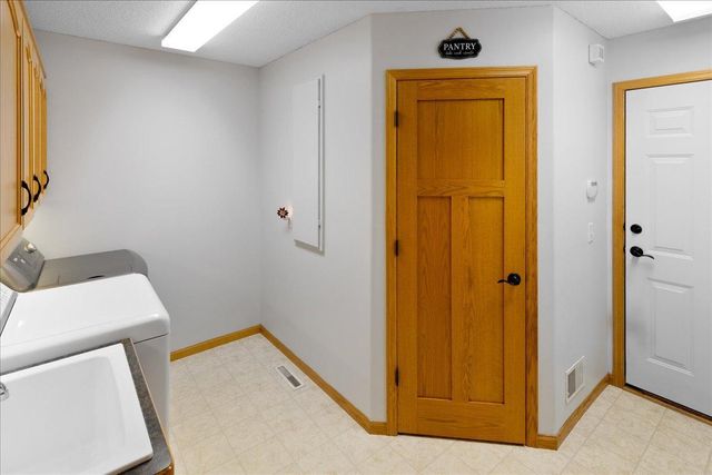 15870 Fenway Avenue N, Hugo, MN 55038