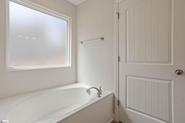 4043 Ridge Road, Greer, SC 29651