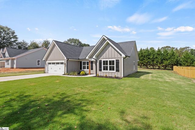 4043 Ridge Road, Greer, SC 29651