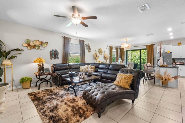 635 ROYAL EMPRESS DRIVE, Ruskin, FL 33570