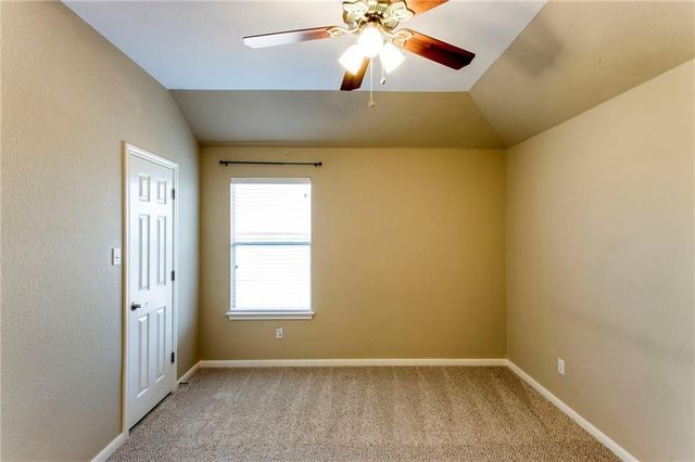 517 Dinge Bay DR, Round Rock, TX 78664