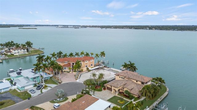 850 CAPRI BOULEVARD, Treasure Island, FL 33706