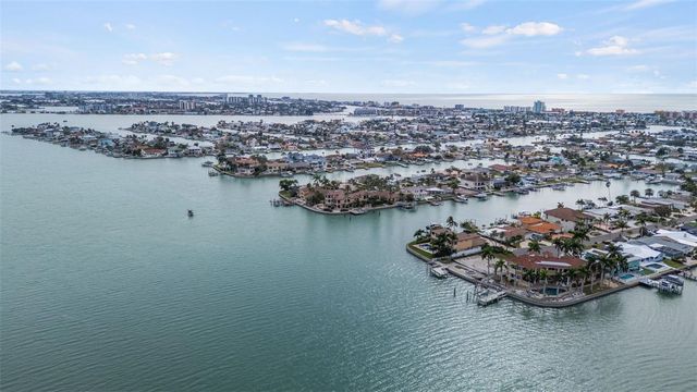 850 CAPRI BOULEVARD, Treasure Island, FL 33706