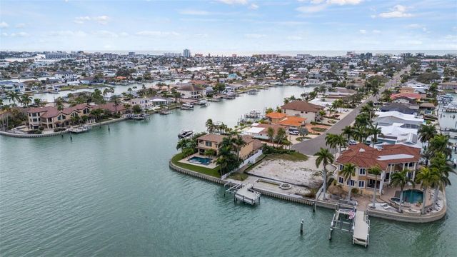 850 CAPRI BOULEVARD, Treasure Island, FL 33706