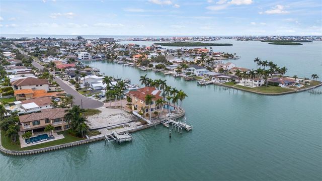 850 CAPRI BOULEVARD, Treasure Island, FL 33706