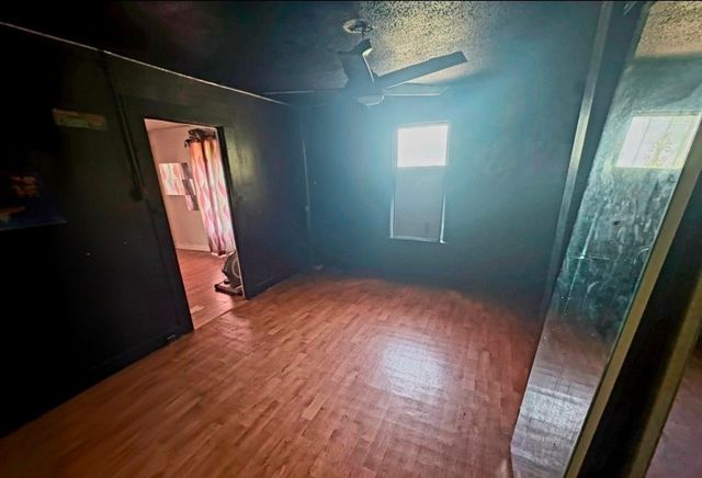323 Sparks Street, Dallas, TX 75203