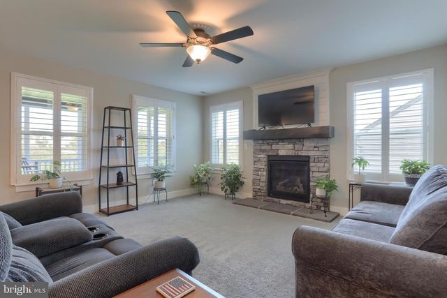 407 ORCHID CIR, Lebanon, PA 17046