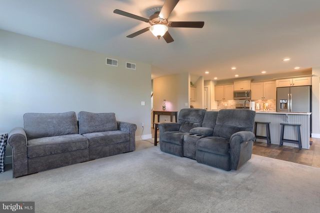 407 ORCHID CIR, Lebanon, PA 17046