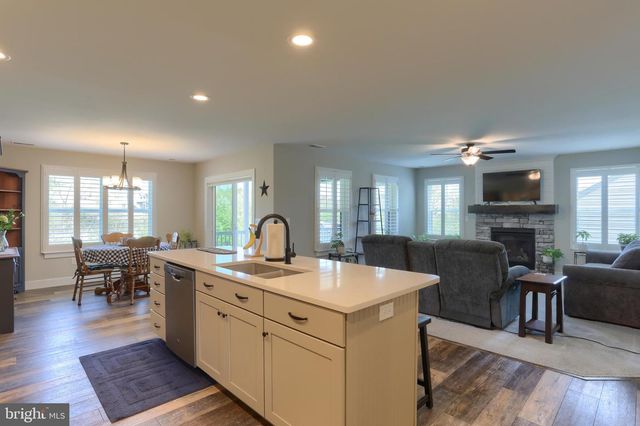 407 ORCHID CIR, Lebanon, PA 17046