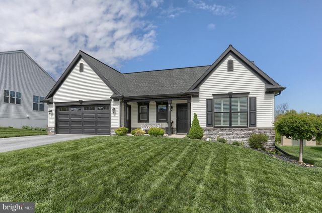 407 ORCHID CIR, Lebanon, PA 17046