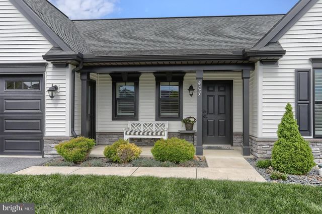 407 ORCHID CIR, Lebanon, PA 17046