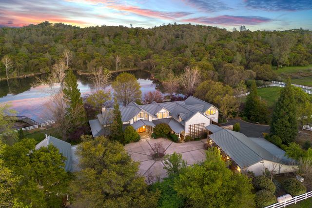 16096 Perimeter Rd, Grass Valley, CA 95949